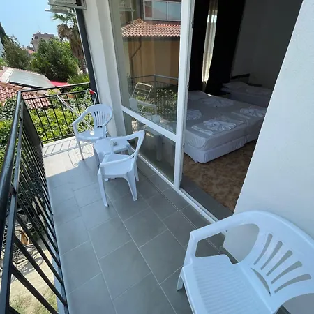 Apartments Lozenets Апартамент